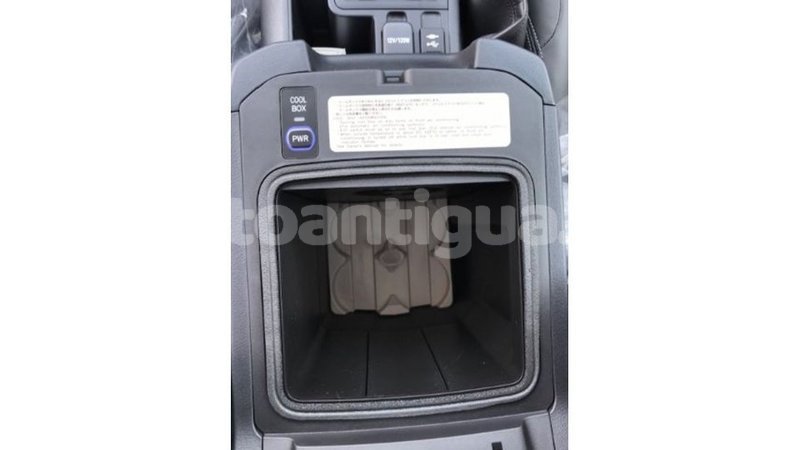 Big with watermark toyota prado antigua import dubai 3058