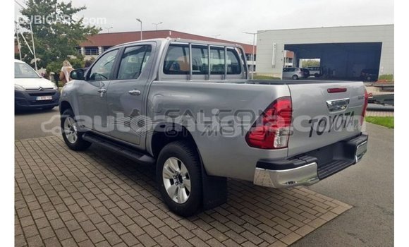 Buy Import Toyota Hilux Brown Car in Import - Dubai in Antigua Buy Import Toyota Hilux Brown Car in Import - Dubai in Antigua