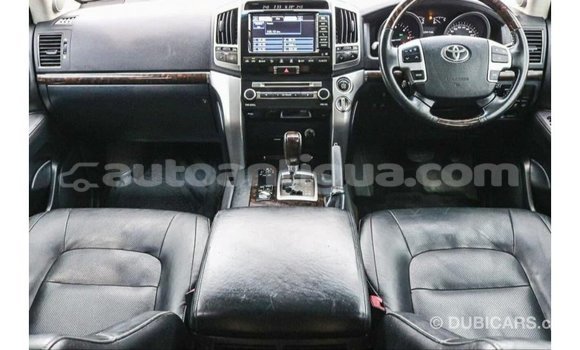 Buy Import Toyota Land Cruiser White Car in Import - Dubai in Antigua Buy Import Toyota Land Cruiser White Car in Import - Dubai in Antigua