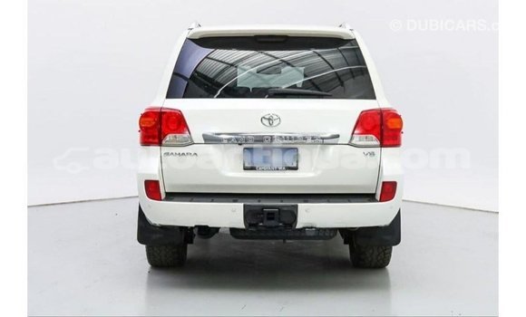 Buy Import Toyota Land Cruiser White Car in Import - Dubai in Antigua Buy Import Toyota Land Cruiser White Car in Import - Dubai in Antigua