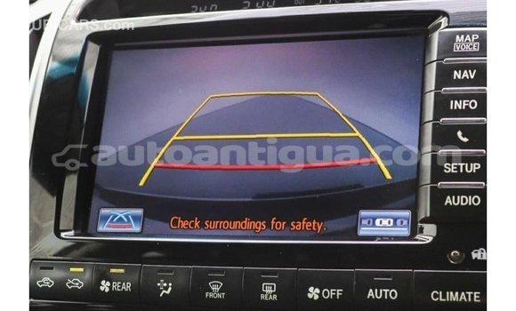 Buy Import Toyota Land Cruiser White Car in Import - Dubai in Antigua Buy Import Toyota Land Cruiser White Car in Import - Dubai in Antigua