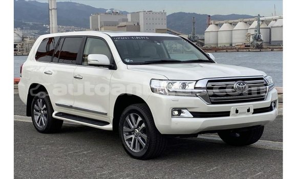 Buy Import Toyota Land Cruiser White Car in Import - Dubai in Antigua Buy Import Toyota Land Cruiser White Car in Import - Dubai in Antigua