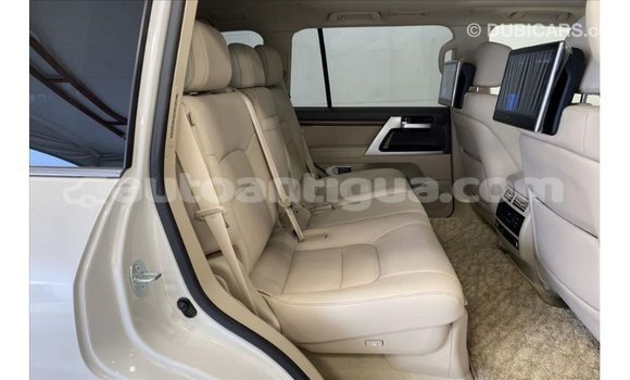 Buy Import Toyota Land Cruiser White Car in Import - Dubai in Antigua Buy Import Toyota Land Cruiser White Car in Import - Dubai in Antigua