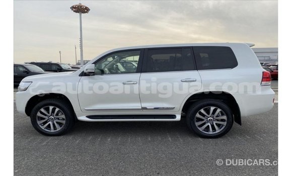 Buy Import Toyota Land Cruiser White Car in Import - Dubai in Antigua Buy Import Toyota Land Cruiser White Car in Import - Dubai in Antigua