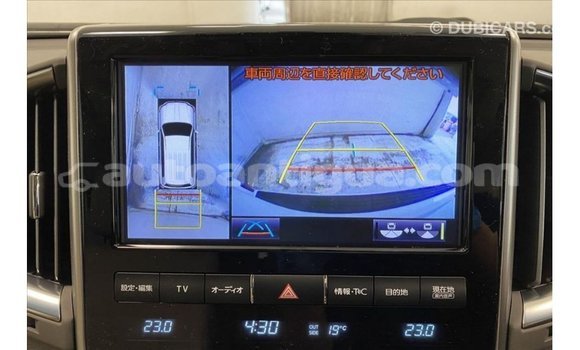 Buy Import Toyota Land Cruiser White Car in Import - Dubai in Antigua Buy Import Toyota Land Cruiser White Car in Import - Dubai in Antigua