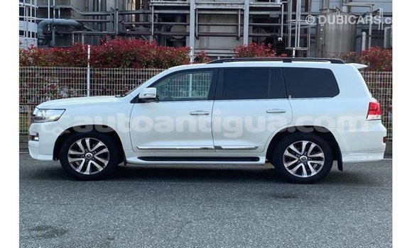 Buy Import Toyota Land Cruiser White Car in Import - Dubai in Antigua Buy Import Toyota Land Cruiser White Car in Import - Dubai in Antigua