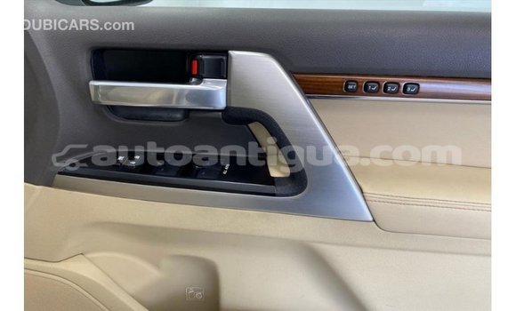 Buy Import Toyota Land Cruiser White Car in Import - Dubai in Antigua Buy Import Toyota Land Cruiser White Car in Import - Dubai in Antigua