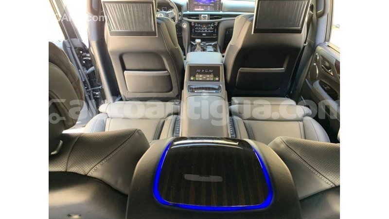 Big with watermark lexus lx antigua import dubai 3094