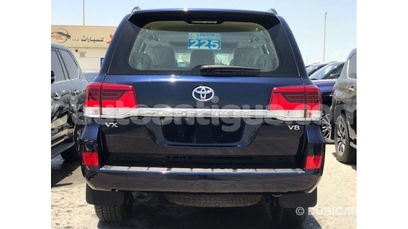 Big with watermark toyota land cruiser antigua import dubai 3107