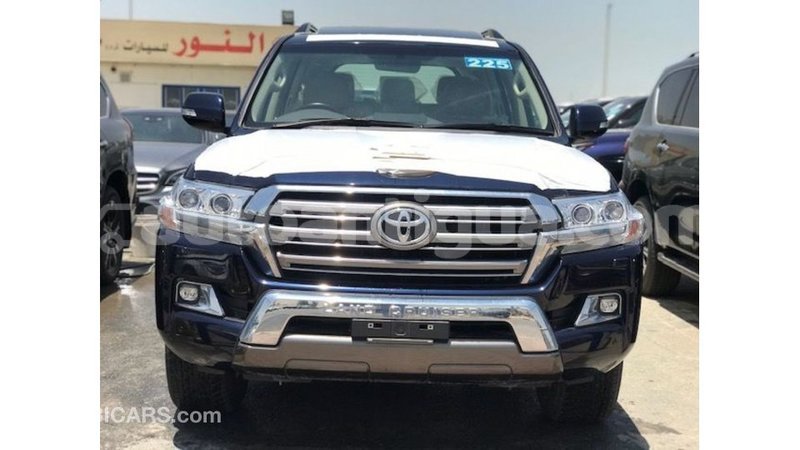 Big with watermark toyota land cruiser antigua import dubai 3107