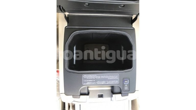 Big with watermark toyota land cruiser antigua import dubai 3107