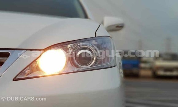 Buy Import Lexus ES White Car in Import - Dubai in Antigua Buy Import Lexus ES White Car in Import - Dubai in Antigua
