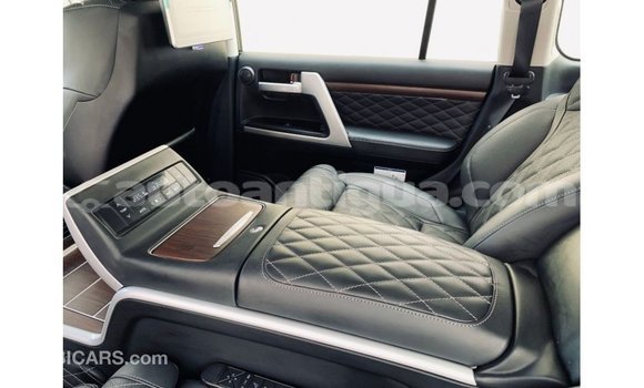 Buy Import Toyota Land Cruiser Black Car in Import - Dubai in Antigua Buy Import Toyota Land Cruiser Black Car in Import - Dubai in Antigua