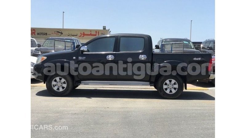 Big with watermark toyota hilux antigua import dubai 3142