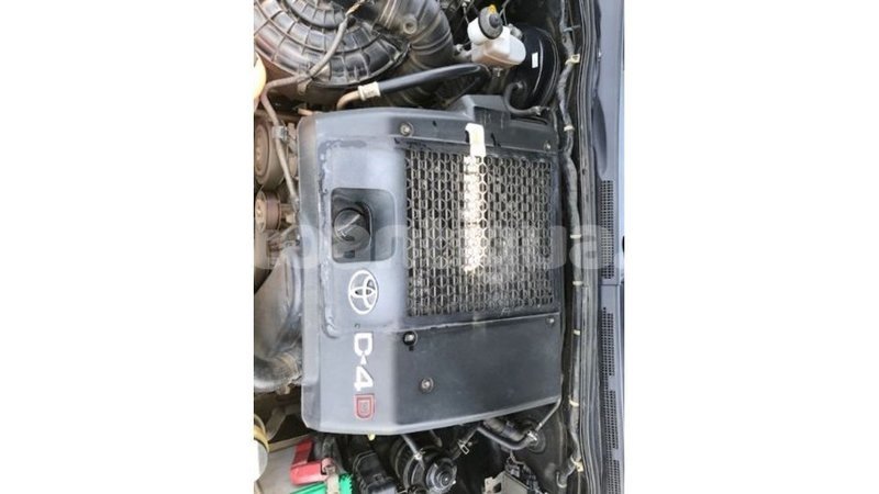 Big with watermark toyota hilux antigua import dubai 3142