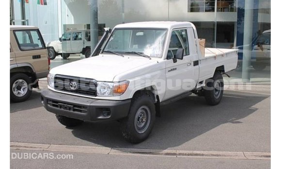 Buy Import Toyota Land Cruiser White Car in Import - Dubai in Antigua Buy Import Toyota Land Cruiser White Car in Import - Dubai in Antigua