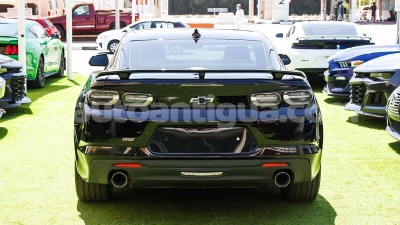 Big with watermark chevrolet camaro antigua import dubai 3172