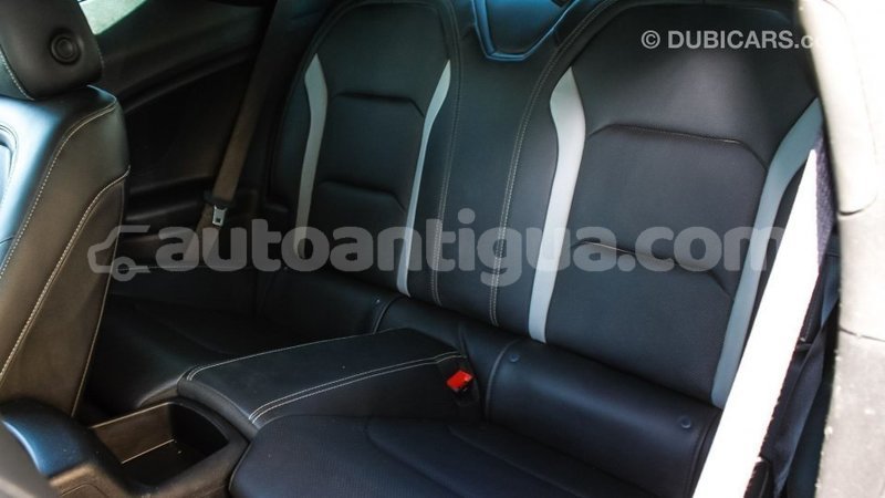 Big with watermark chevrolet camaro antigua import dubai 3172