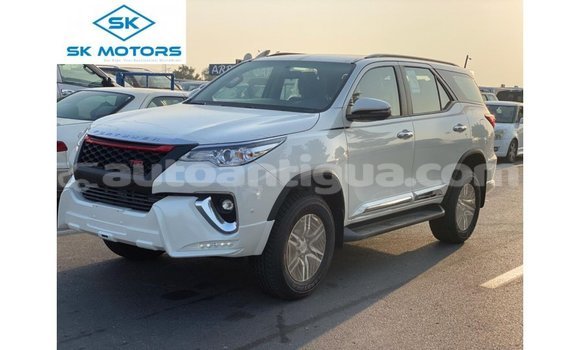 Buy Import Toyota Fortuner White Car in Import - Dubai in Antigua