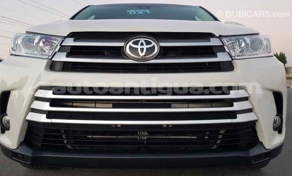 Buy Import Toyota Highlander White Car in Import - Dubai in Antigua Buy Import Toyota Highlander White Car in Import - Dubai in Antigua