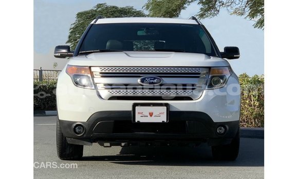 Buy Import Ford Explorer White Car in Import - Dubai in Antigua Buy Import Ford Explorer White Car in Import - Dubai in Antigua