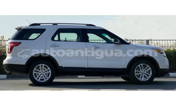 Buy Import Ford Explorer White Car in Import - Dubai in Antigua Buy Import Ford Explorer White Car in Import - Dubai in Antigua