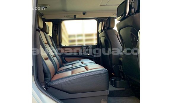 Buy Import Mercedes-Benz 190 (W201) White Car in Import - Dubai in Antigua Buy Import Mercedes-Benz 190 (W201) White Car in Import - Dubai in Antigua
