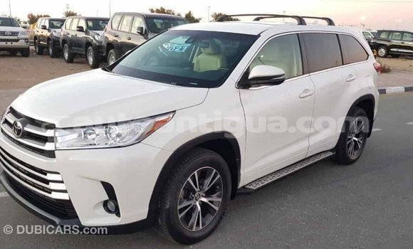 Buy Import Toyota Highlander White Car in Import - Dubai in Antigua Buy Import Toyota Highlander White Car in Import - Dubai in Antigua