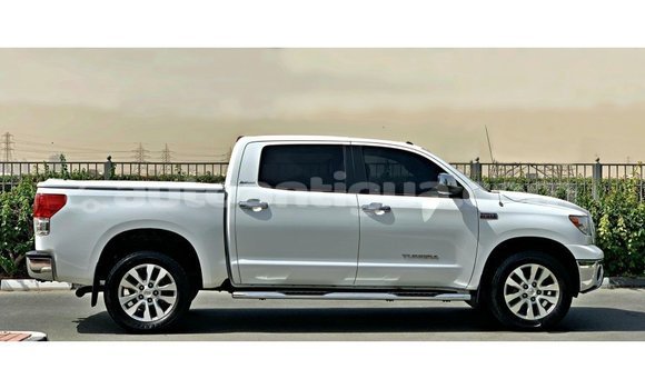 Buy Import Toyota Tundra White Car in Import - Dubai in Antigua Buy Import Toyota Tundra White Car in Import - Dubai in Antigua
