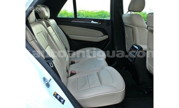 Buy Import Mercedes-Benz 190 (W201) White Car in Import - Dubai in Antigua Buy Import Mercedes-Benz 190 (W201) White Car in Import - Dubai in Antigua