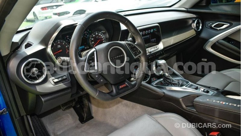 Big with watermark chevrolet camaro antigua import dubai 3214
