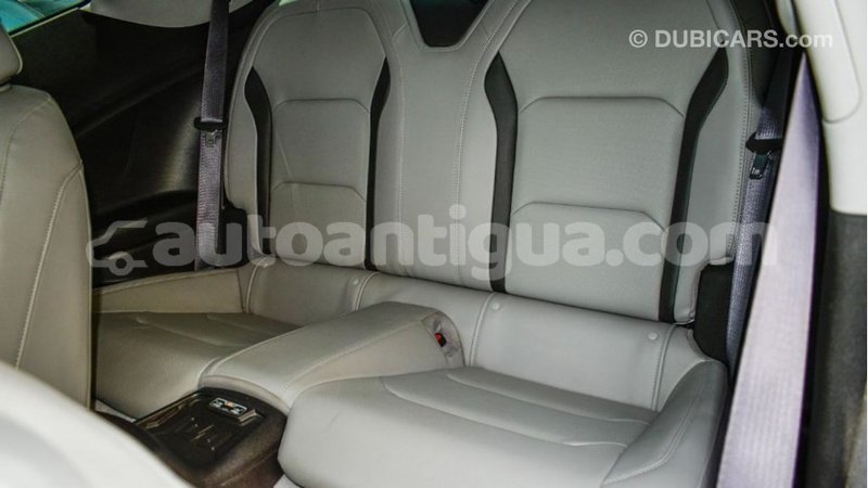Big with watermark chevrolet camaro antigua import dubai 3214