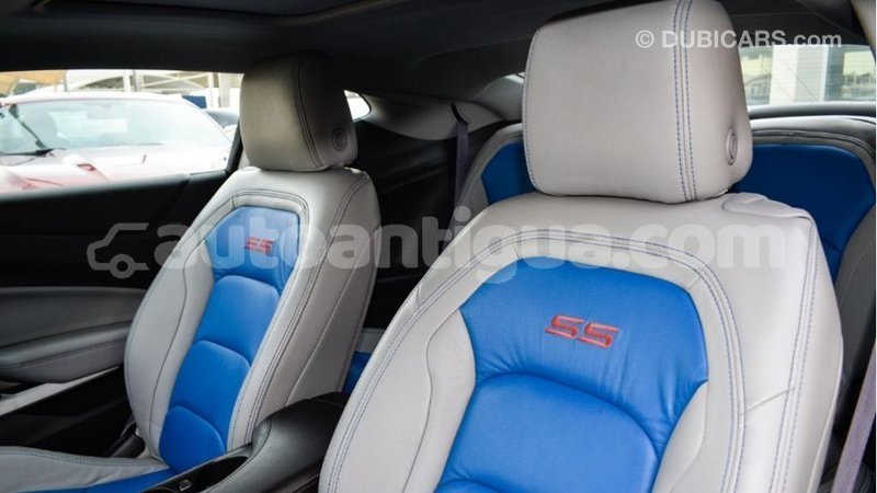 Big with watermark chevrolet camaro antigua import dubai 3215