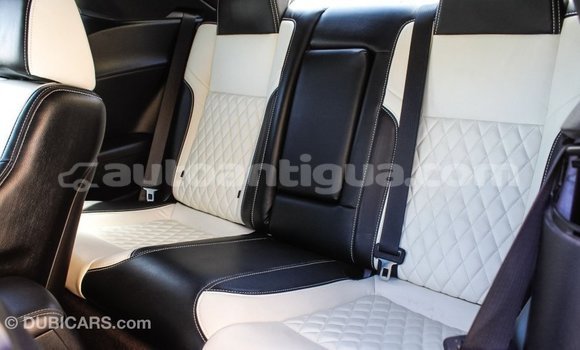 Buy Import Dodge Challenger White Car in Import - Dubai in Antigua Buy Import Dodge Challenger White Car in Import - Dubai in Antigua