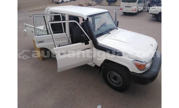 Buy Import Toyota Land Cruiser White Car in Import - Dubai in Antigua Buy Import Toyota Land Cruiser White Car in Import - Dubai in Antigua