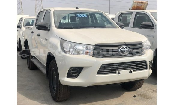 Buy Import Toyota Hilux White Car in Import - Dubai in Antigua