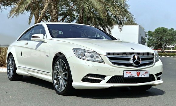 Buy Import Mercedes-Benz 190 (W201) White Car in Import - Dubai in Antigua