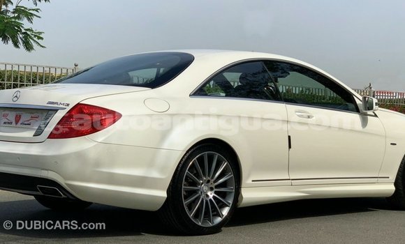 Buy Import Mercedes-Benz 190 (W201) White Car in Import - Dubai in Antigua Buy Import Mercedes-Benz 190 (W201) White Car in Import - Dubai in Antigua