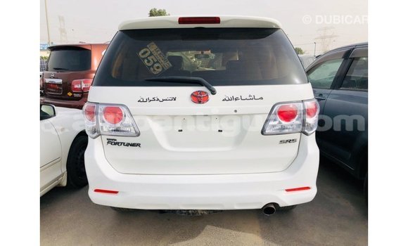 Buy Import Toyota Fortuner White Car in Import - Dubai in Antigua Buy Import Toyota Fortuner White Car in Import - Dubai in Antigua
