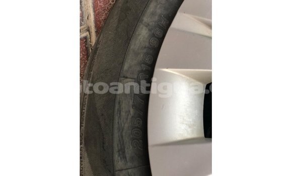 Buy Import Toyota Hilux White Car in Import - Dubai in Antigua Buy Import Toyota Hilux White Car in Import - Dubai in Antigua