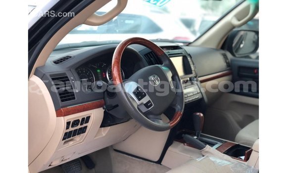 Buy Import Toyota Land Cruiser Black Car in Import - Dubai in Antigua Buy Import Toyota Land Cruiser Black Car in Import - Dubai in Antigua