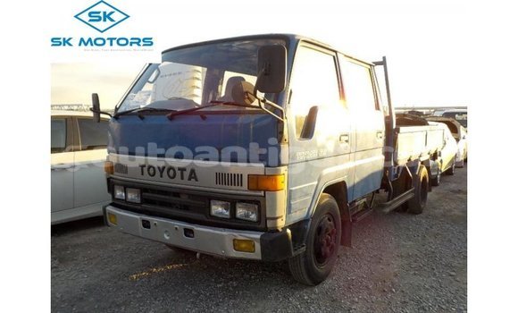 Buy Import Toyota Dyna Blue Truck in Import - Dubai in Antigua