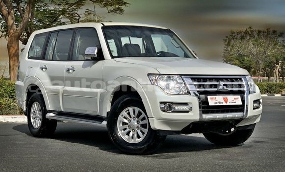 Buy Import Mitsubishi Pajero White Car in Import - Dubai in Antigua Buy Import Mitsubishi Pajero White Car in Import - Dubai in Antigua
