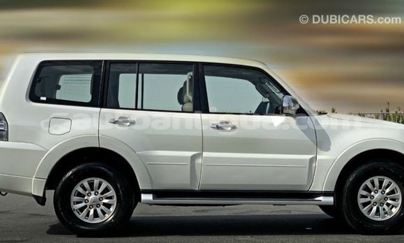 Buy Import Mitsubishi Pajero White Car in Import - Dubai in Antigua Buy Import Mitsubishi Pajero White Car in Import - Dubai in Antigua