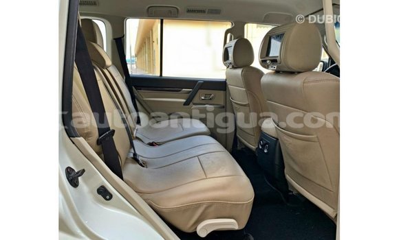 Buy Import Mitsubishi Pajero White Car in Import - Dubai in Antigua Buy Import Mitsubishi Pajero White Car in Import - Dubai in Antigua