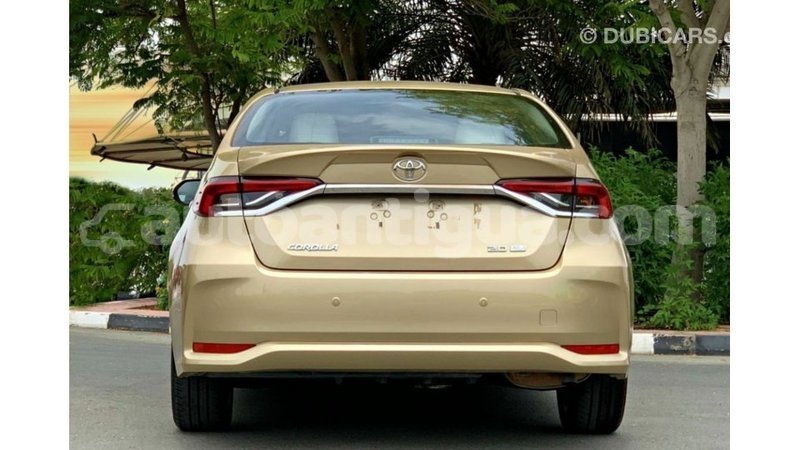 Big with watermark toyota corolla antigua import dubai 3282