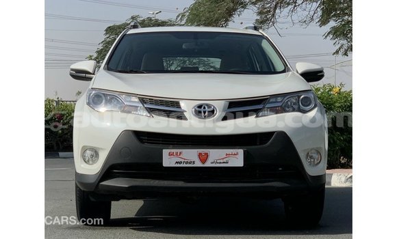 Buy Import Toyota HiAce White Truck in Import - Dubai in Antigua Buy Import Toyota HiAce White Truck in Import - Dubai in Antigua