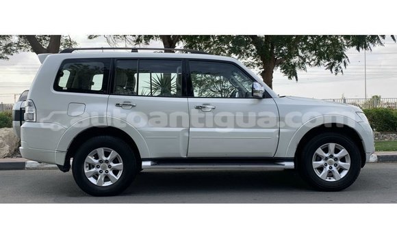 Buy Import Mitsubishi Pajero White Car in Import - Dubai in Antigua Buy Import Mitsubishi Pajero White Car in Import - Dubai in Antigua