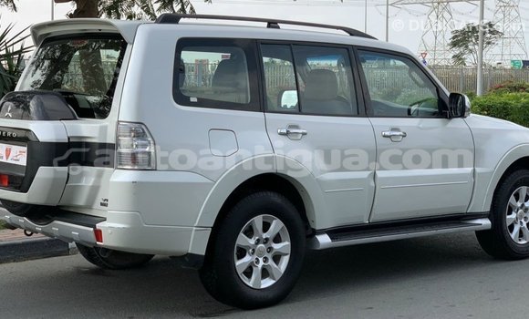 Buy Import Mitsubishi Pajero White Car in Import - Dubai in Antigua Buy Import Mitsubishi Pajero White Car in Import - Dubai in Antigua