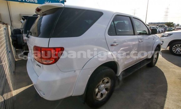 Buy Import Toyota Fortuner White Car in Import - Dubai in Antigua Buy Import Toyota Fortuner White Car in Import - Dubai in Antigua
